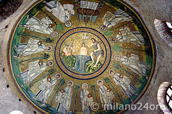 Mosaik im Baptisterium der Arianer